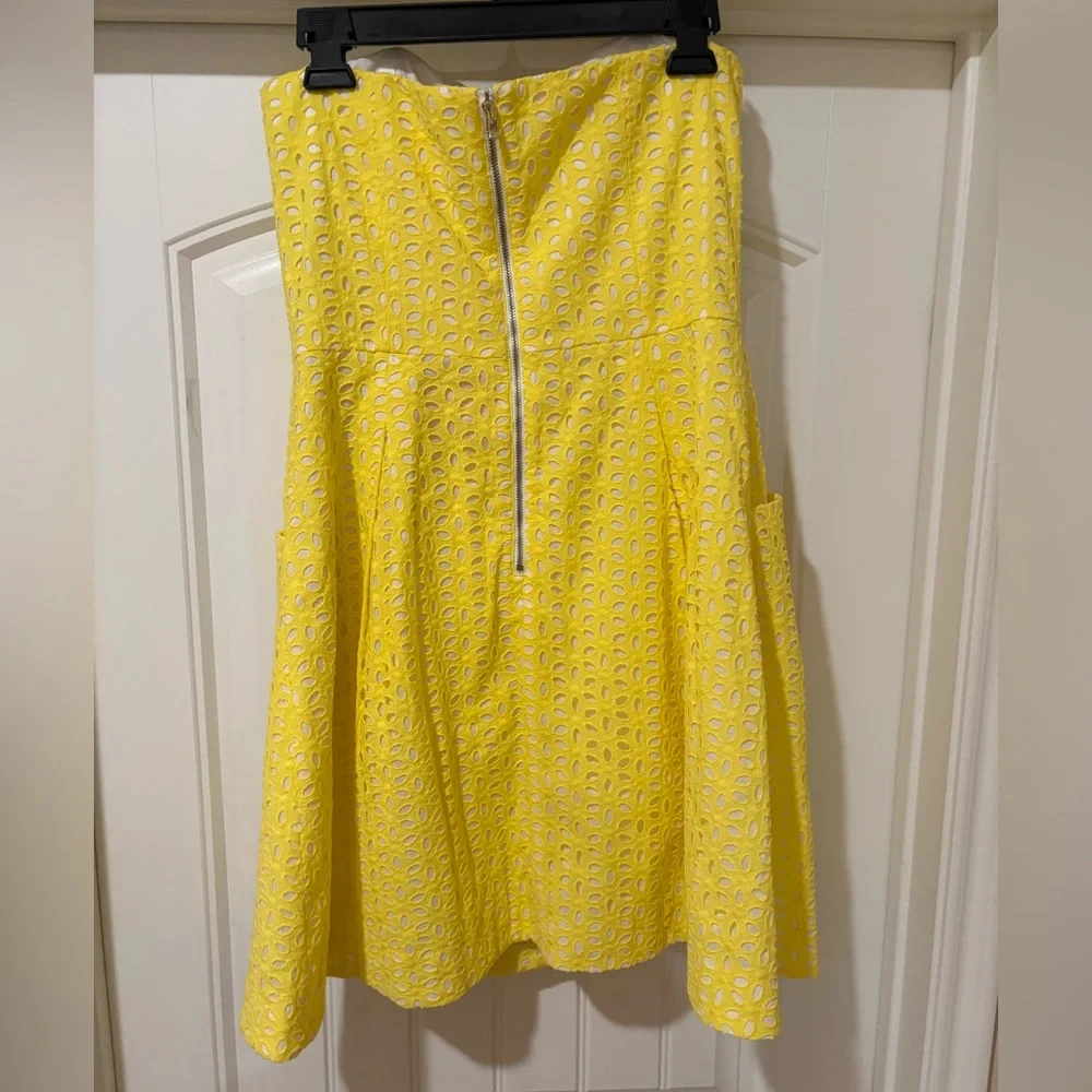 Lilly Pulitzer Yellow Eyelet Strapless Fit & Flare Blossom Dress NWT Size 10 - Picture 7 of 15